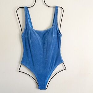 AGUA DE COCO Women’s Blue Terry Cloth One Piece Thong Back Swimsuit Size Medium